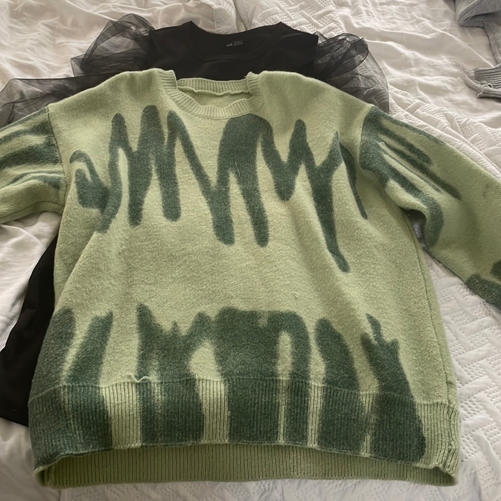 Sweater